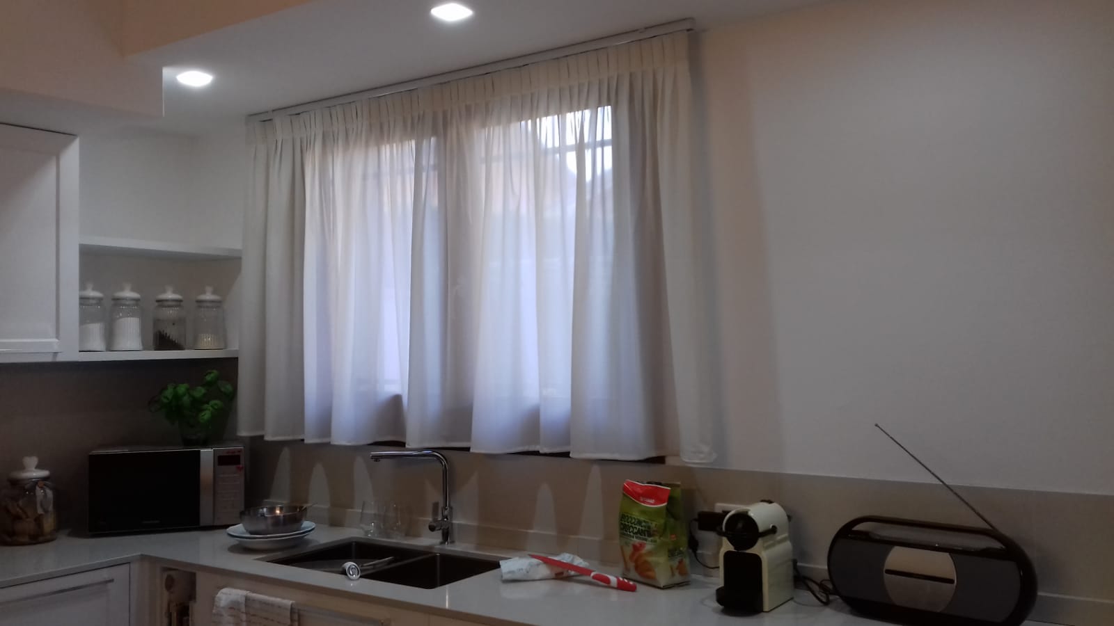 Tende e tendaggi su misura. Manzano, Udine